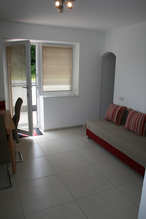 Ferienwohnung Leitner Grins Kamer foto